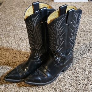 Nocona Shoes - Nocona Boots Nocona Shoes - Nocona Boots